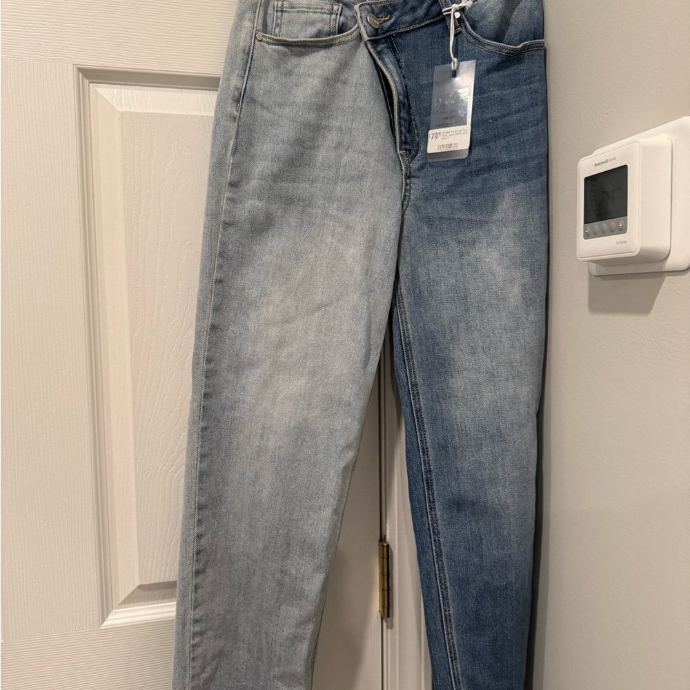 Chic Two-Tone Skinny Jeans